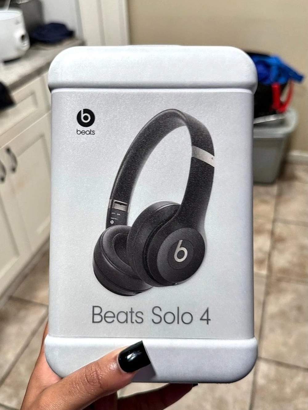 Beats Solo 4 On-Ear Headphones Black